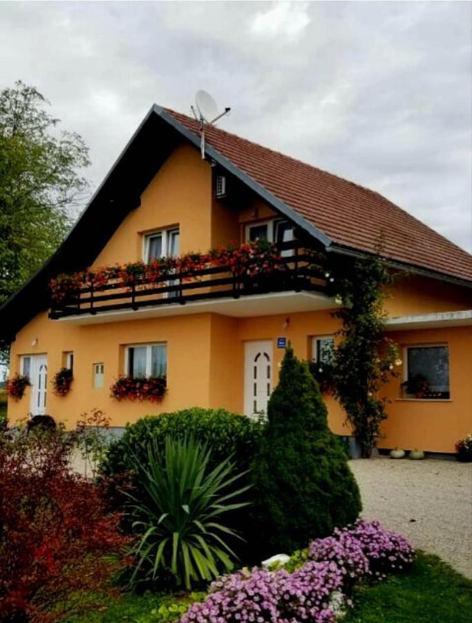 House Jelena&Marija Apartment Rakovica Exterior photo